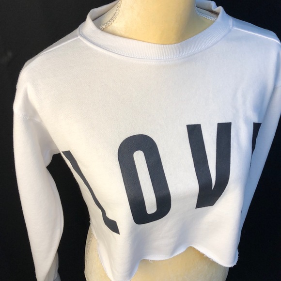 New Style!!! Love Crop Top Sweater Soft And Comfy - Picture 2 of 6